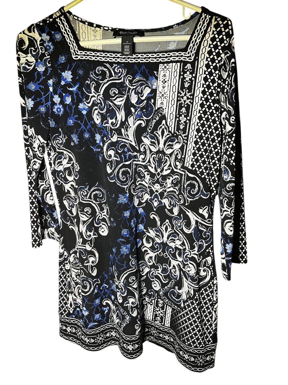 White House Black Market Black & Blue Floral Scroll Mini Dress size S